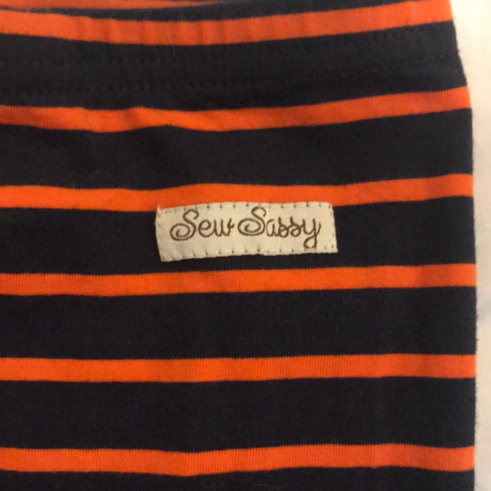 💙Sew Sassy leggings size 4🧡 - Picture 3 of 4